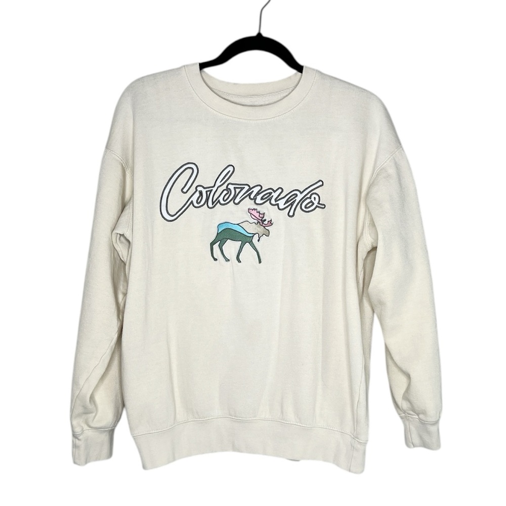 COLORADO Cozy Cabincore Moose Embroidered Patch Cream Sweatshirt size Medium